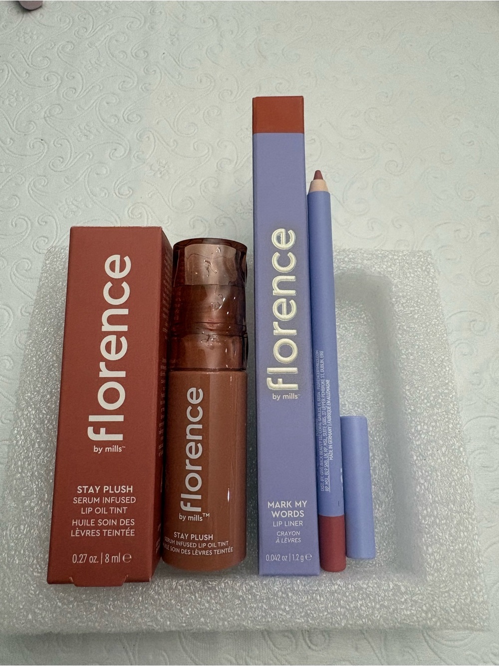 Florence Mills Stay Plush Lip Tint & Mark My Words Lip Liner — Brown